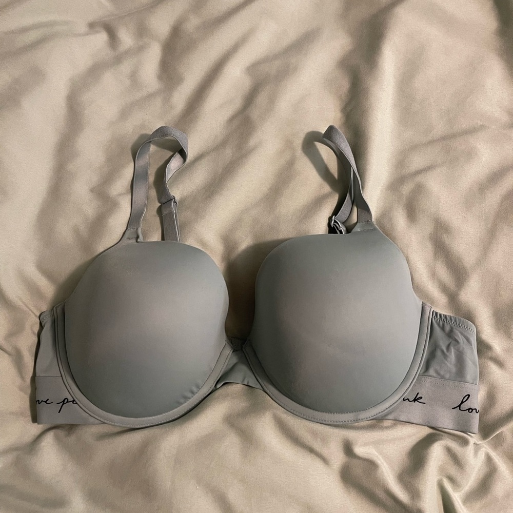 VS Pink Wear Everywhere Push-Up Bra